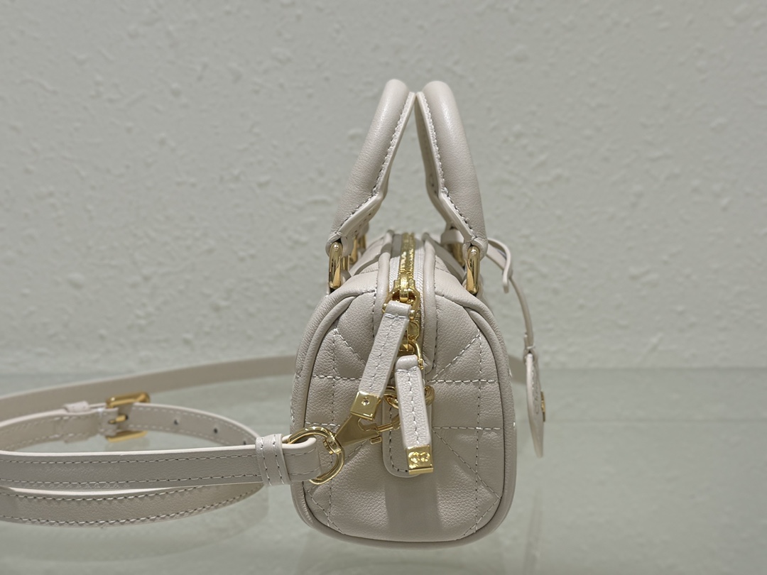 Dior Groove 17 Mini Bag White Macrocannage Calfskin